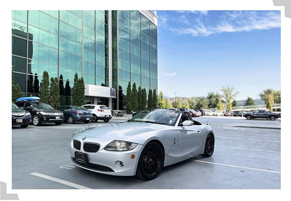 2005 BMW Z4 Gallery