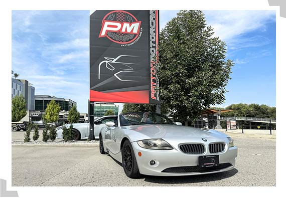 2005 BMW Z4 Gallery